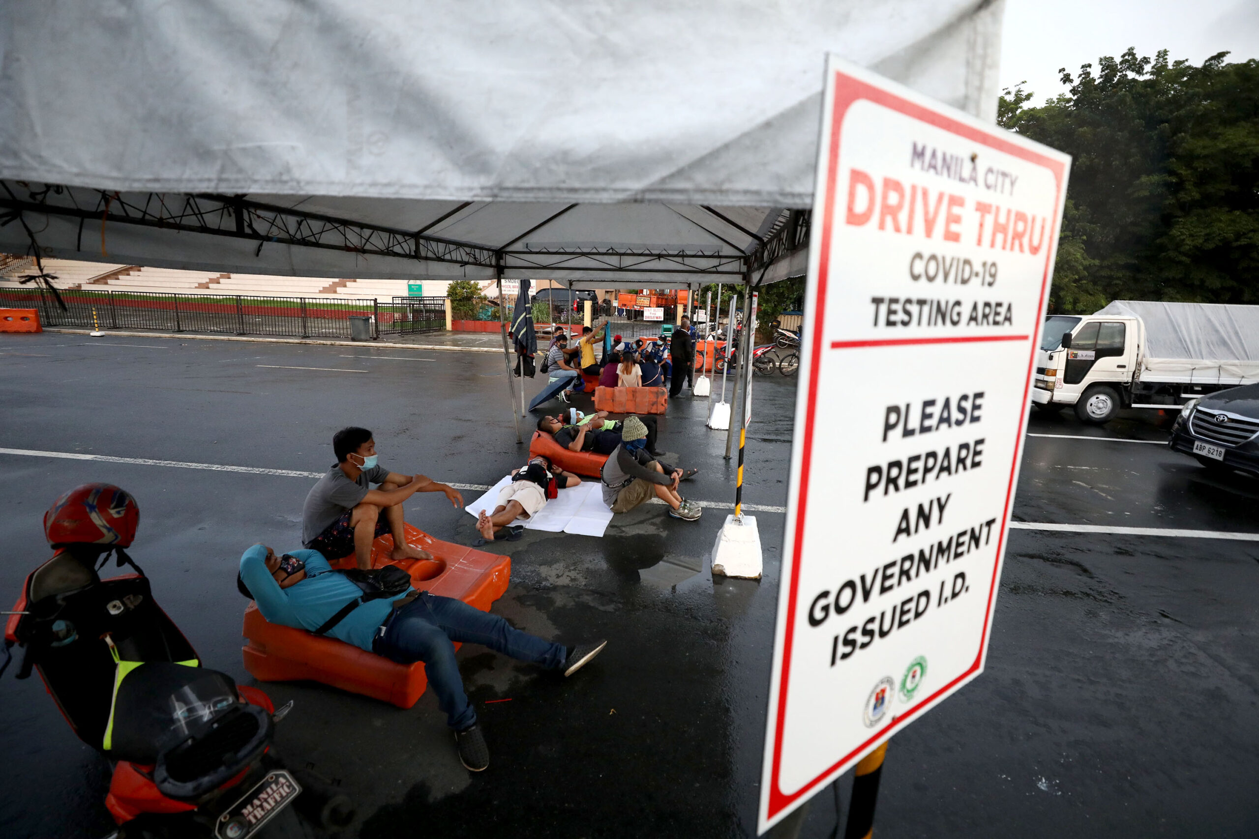 quirino-grandstand07-1