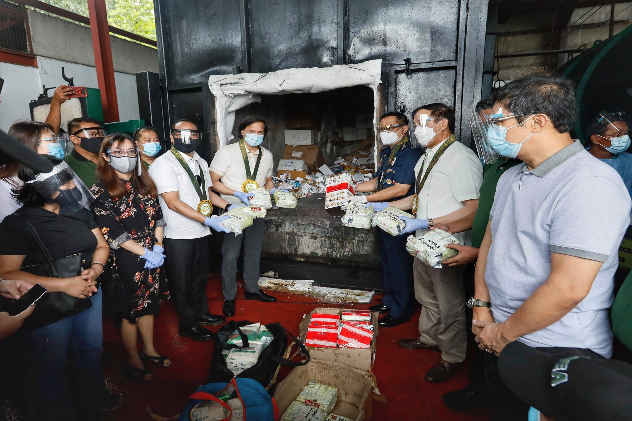 received_222660305821983-01