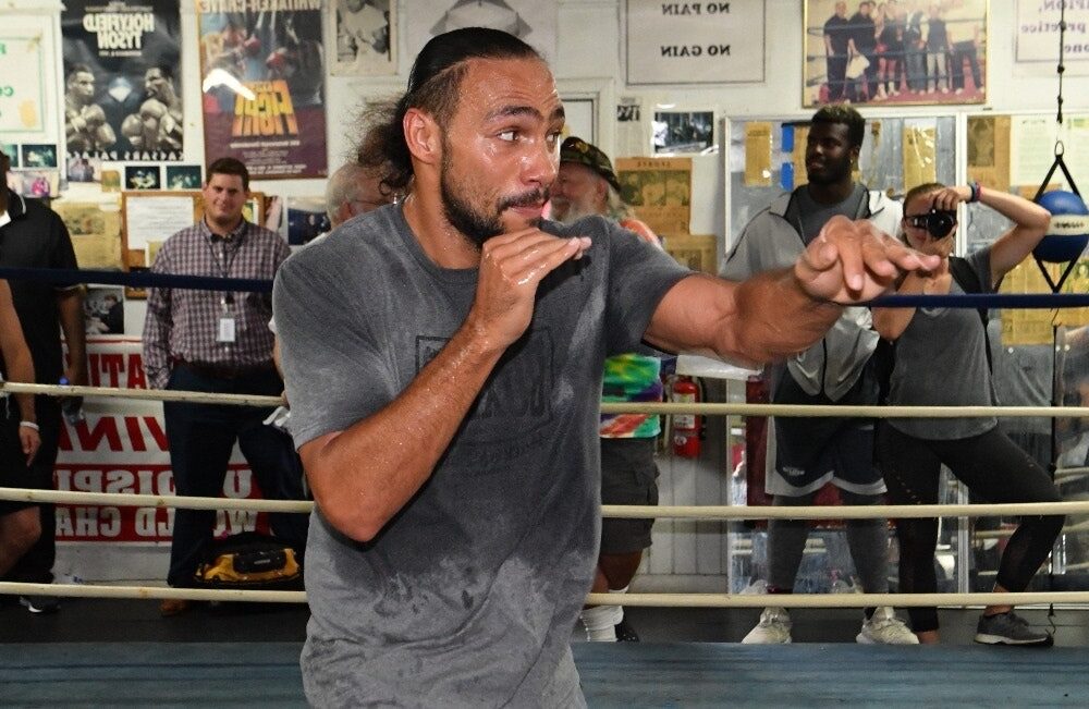 keith_thurman_vs_manny_pacquiao_live_stream