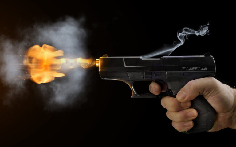 SHUTTERSTOCK_GUNSHOT_GUN_FIRING