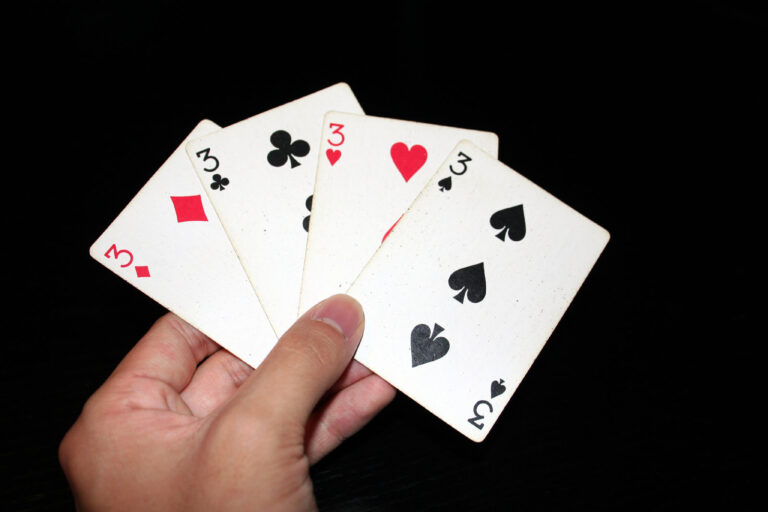 3_playing_cards