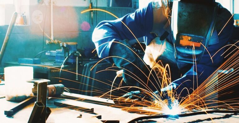 Skilled_Labor_Shortage_Will_Impact_Manufacturers