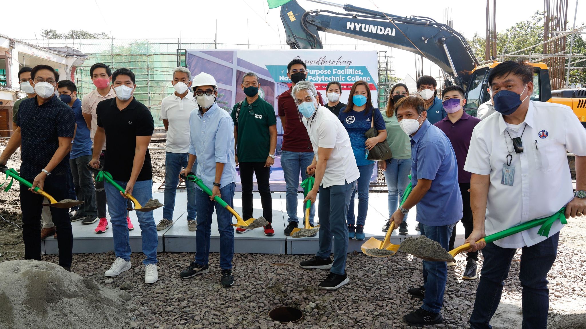 251624923_946215026298030_393548439419713982_n