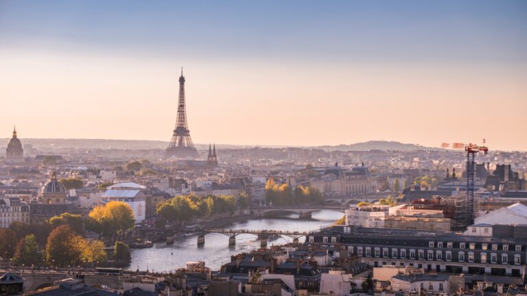 QuietParis-2020-PostCovid-GettyImages-872302416