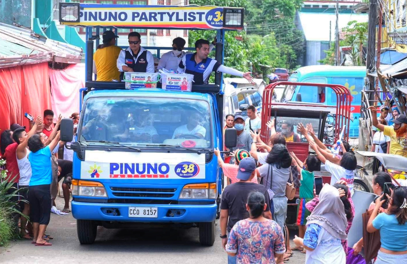 received_923402658356609-01