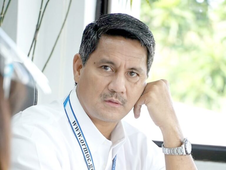 richard-gomez