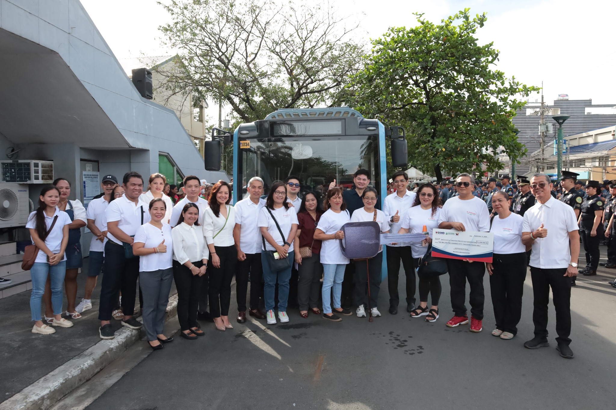 587617913_1295332629300207_1181790236031980659_n